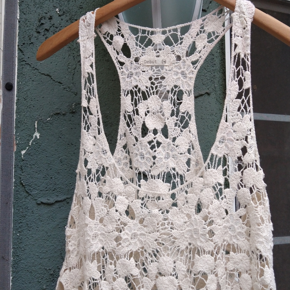 Razor Back Beige Crochet Top sz M